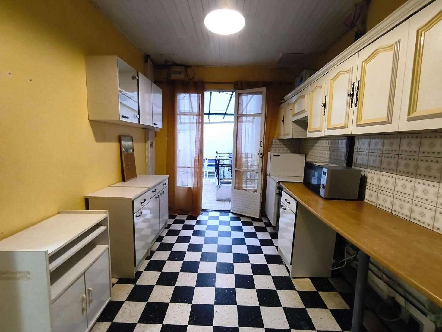  à vendre maison de village Beaucaire Gard 1