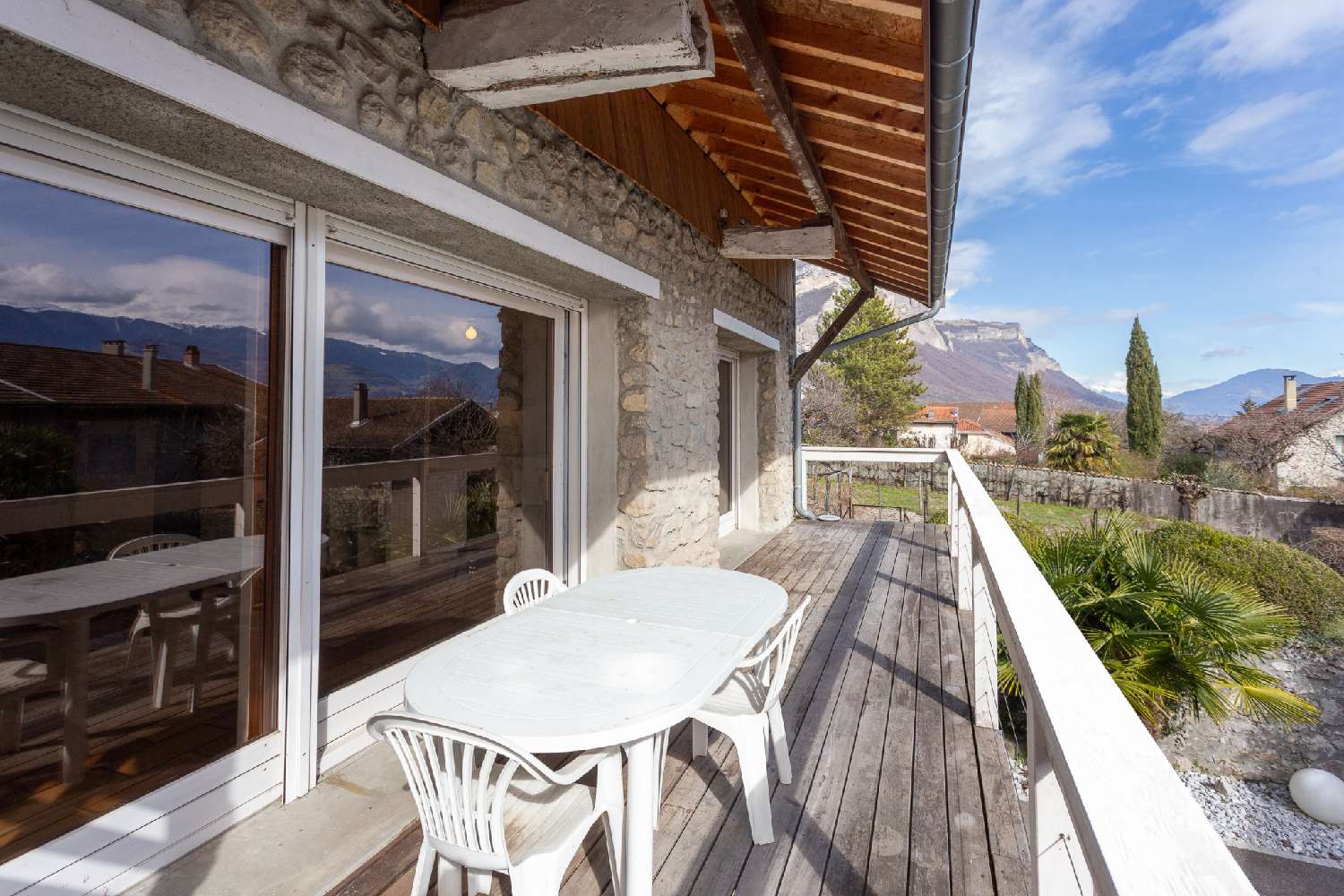 te koop dorpshuis Bernin Isère 2