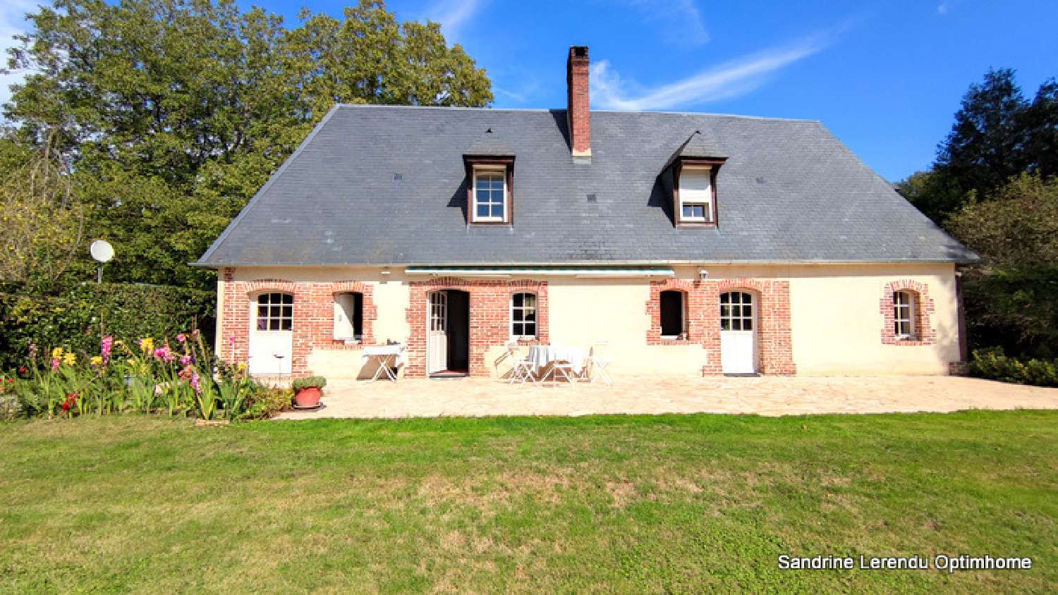  en venta casa de pueblo Le Bec-Hellouin Eure 2