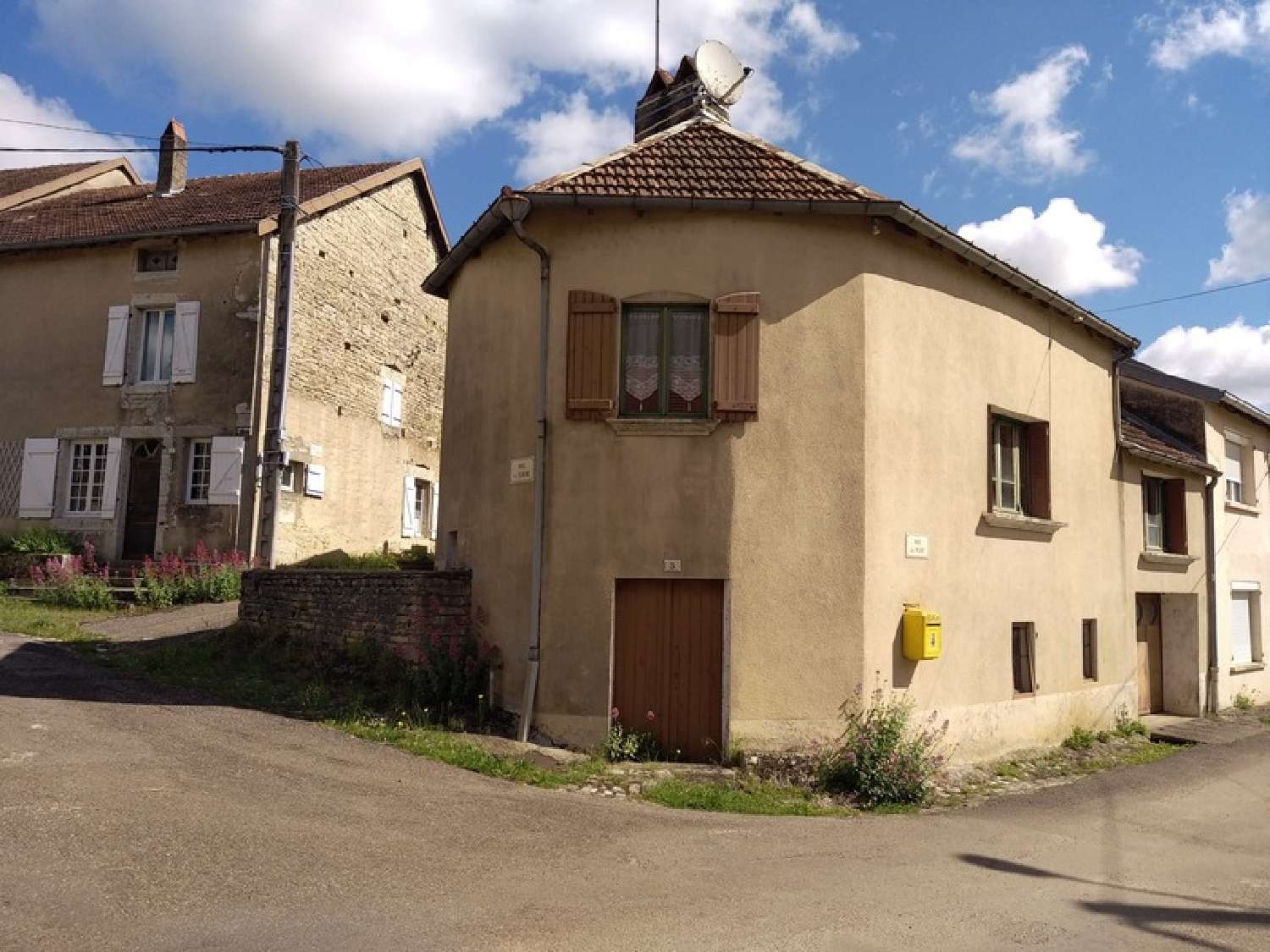 te koop dorpshuis Leffond Haute-Saône 2