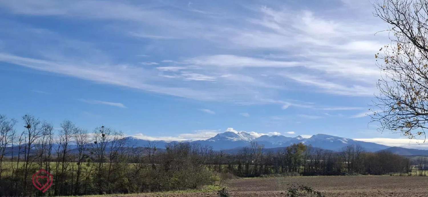 à vendre maison de village Saint-Amadou Ariège 2