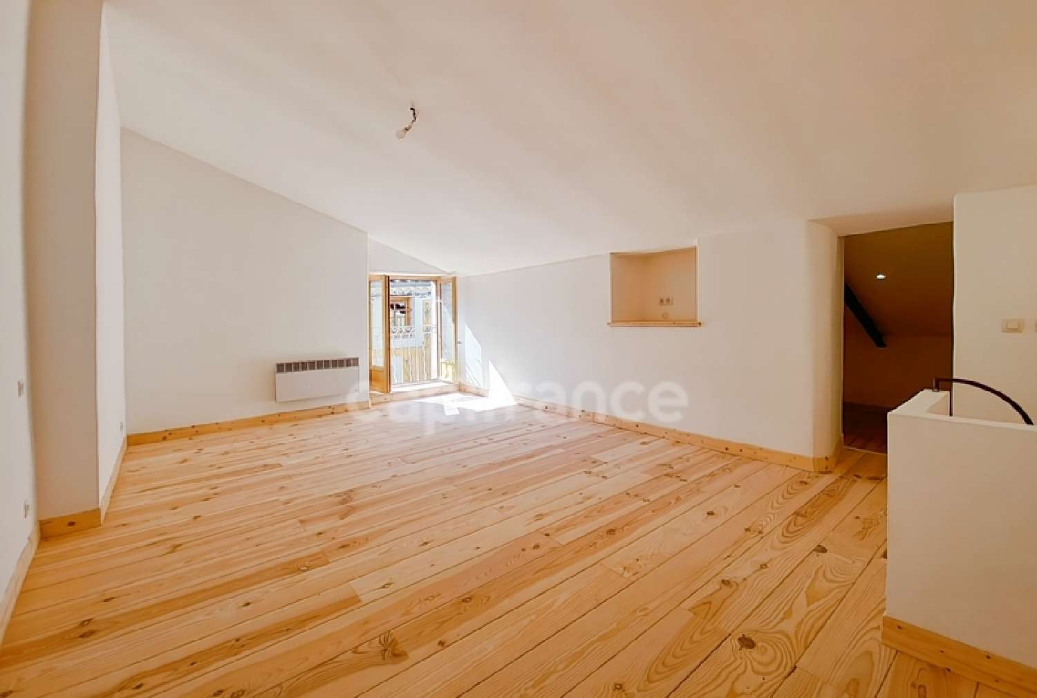 te koop dorpshuis Saint-Christol Vaucluse 2