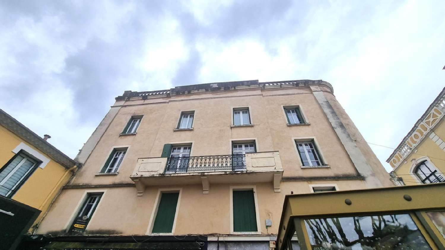  te koop appartement Alès Gard 8