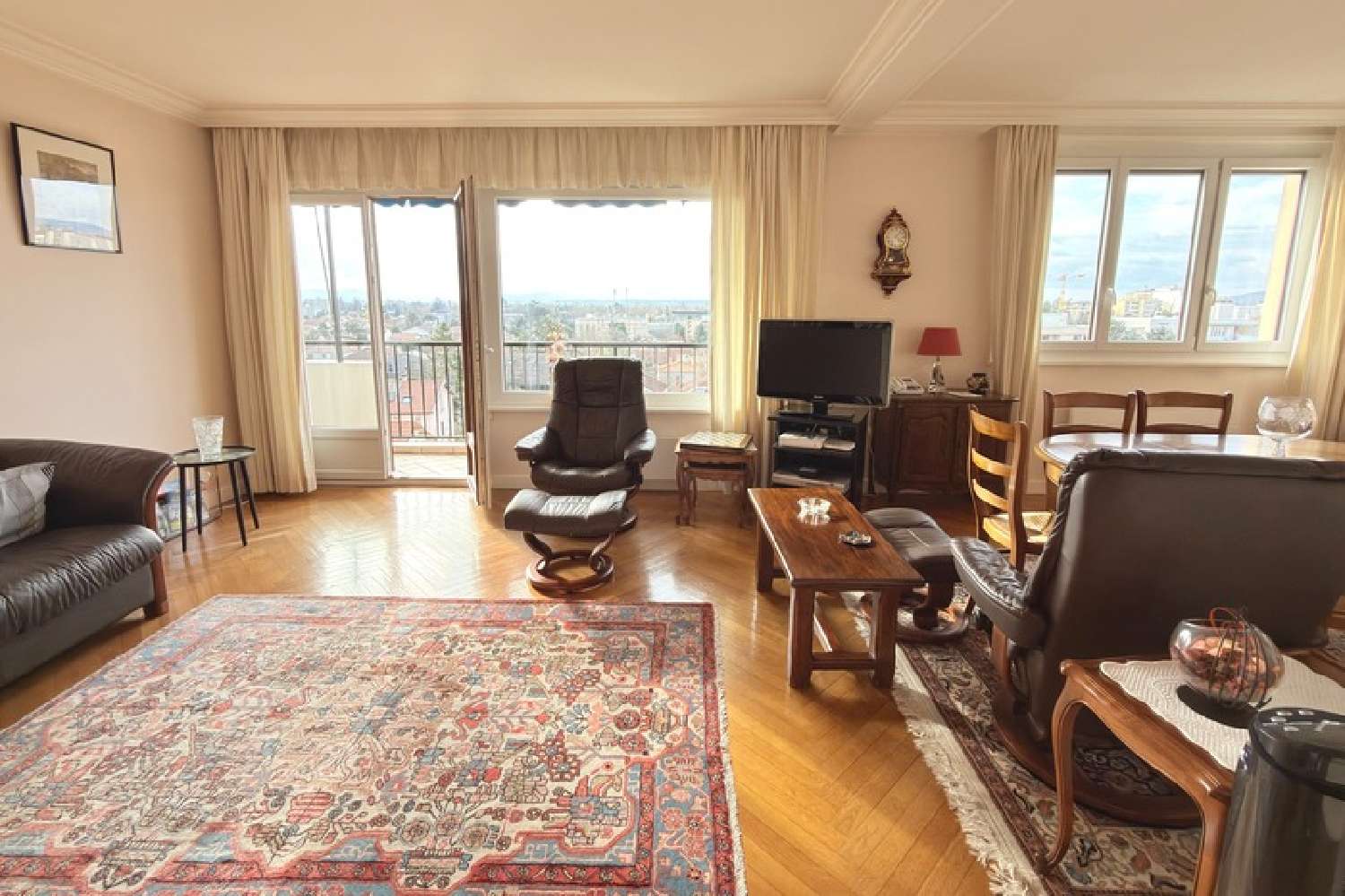  kaufen Wohnung/ Apartment Bron Rhône 6