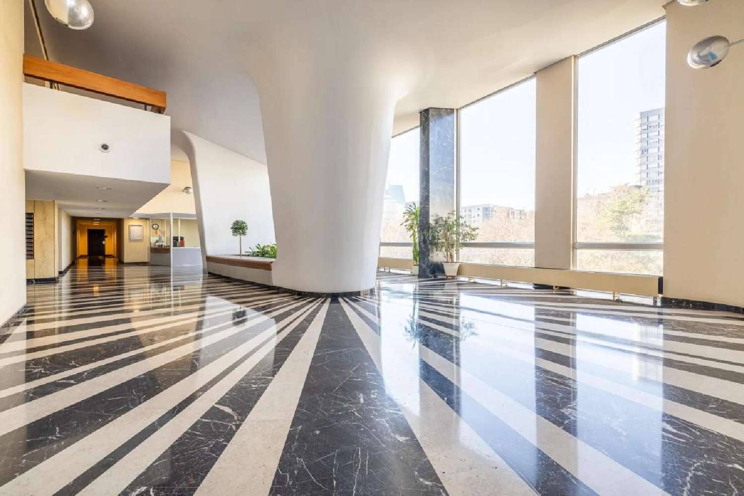  te koop appartement Courbevoie Hauts-de-Seine 1