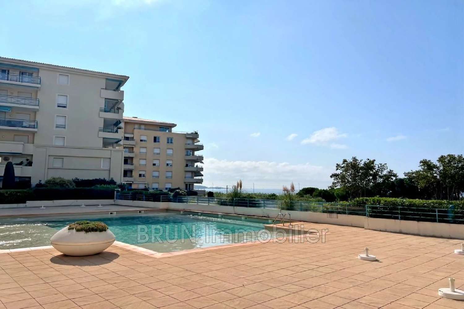  for sale apartment Juan-les-Pins Alpes-Maritimes 1