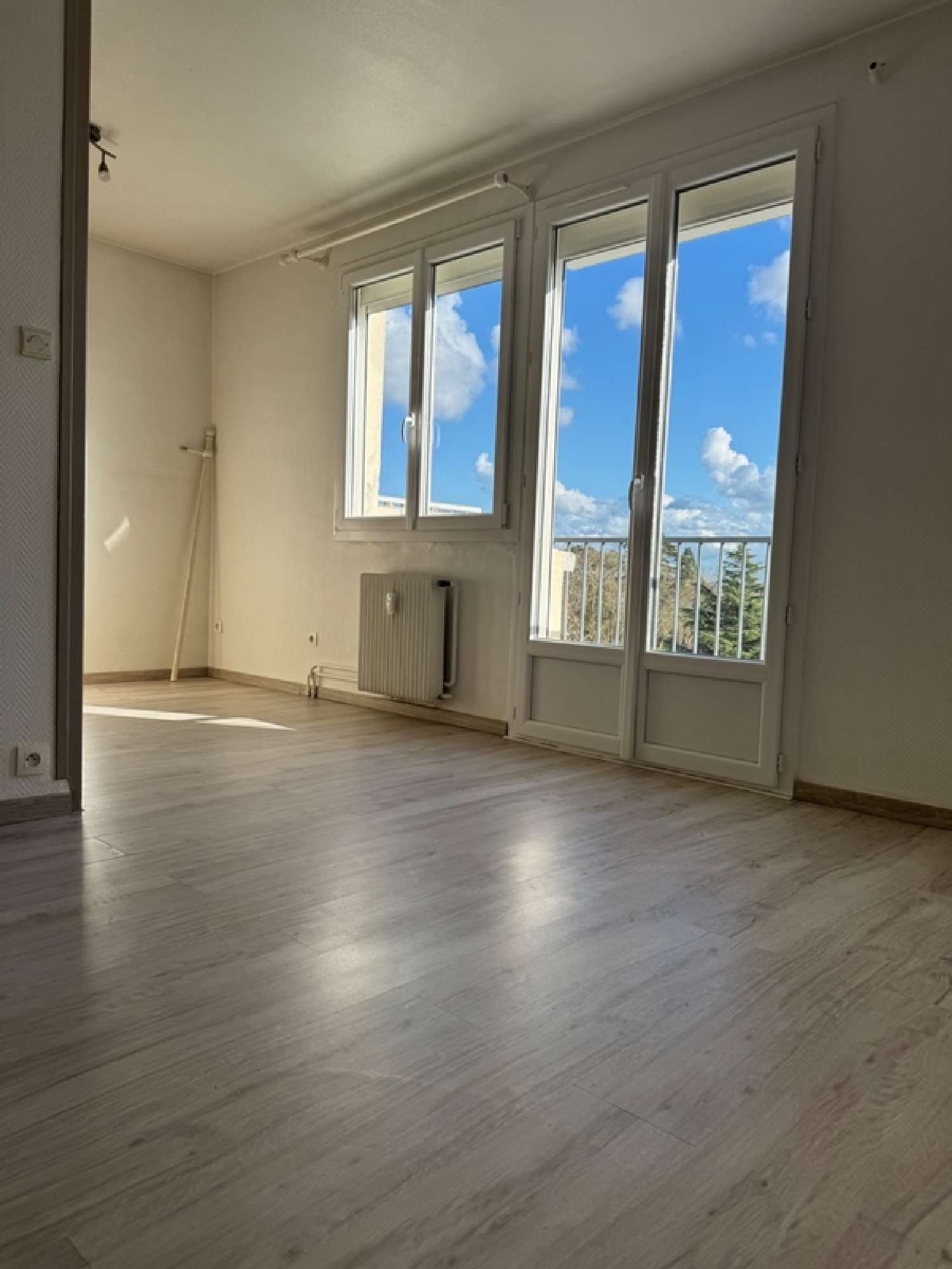  for sale apartment Laval Mayenne 5