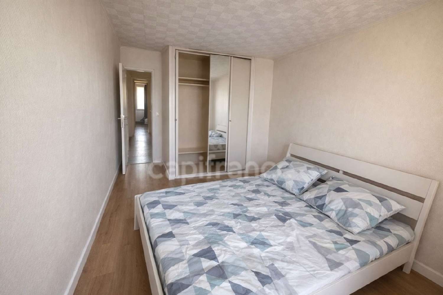 à vendre appartement Le Bourget Seine-Saint-Denis 7