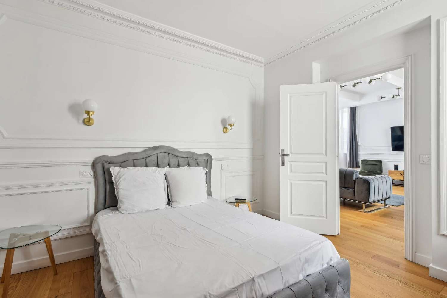 à vendre appartement Paris 18e Arrondissement Paris (Seine) 8