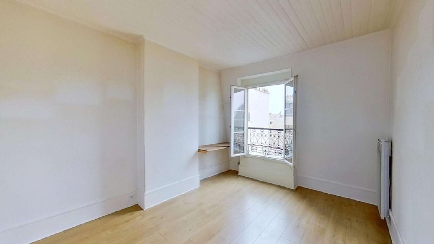  à vendre appartement Paris 18e Arrondissement Paris (Seine) 2
