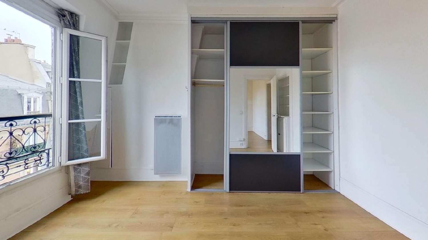  à vendre appartement Paris 18e Arrondissement Paris (Seine) 3