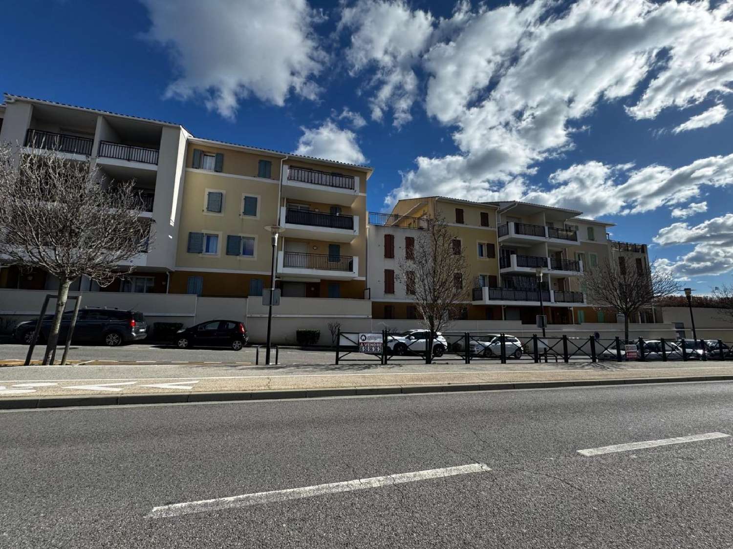  te koop appartement Plan-de-Cuques Bouches-du-Rhône 1