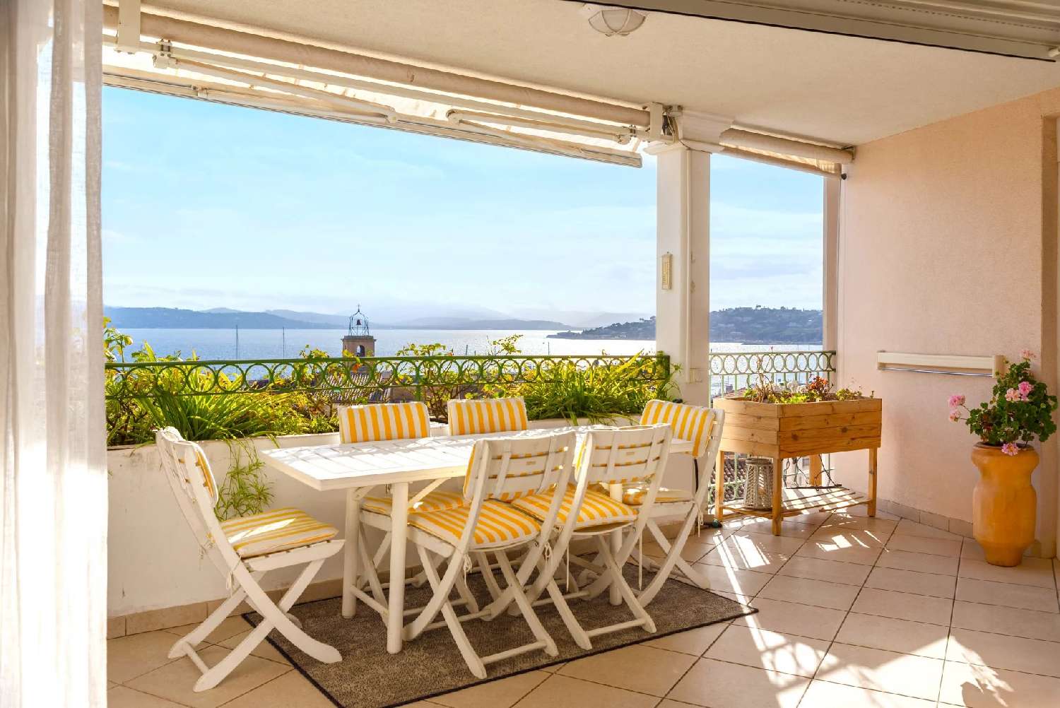  à vendre appartement Plan-de-la-Tour Var 2