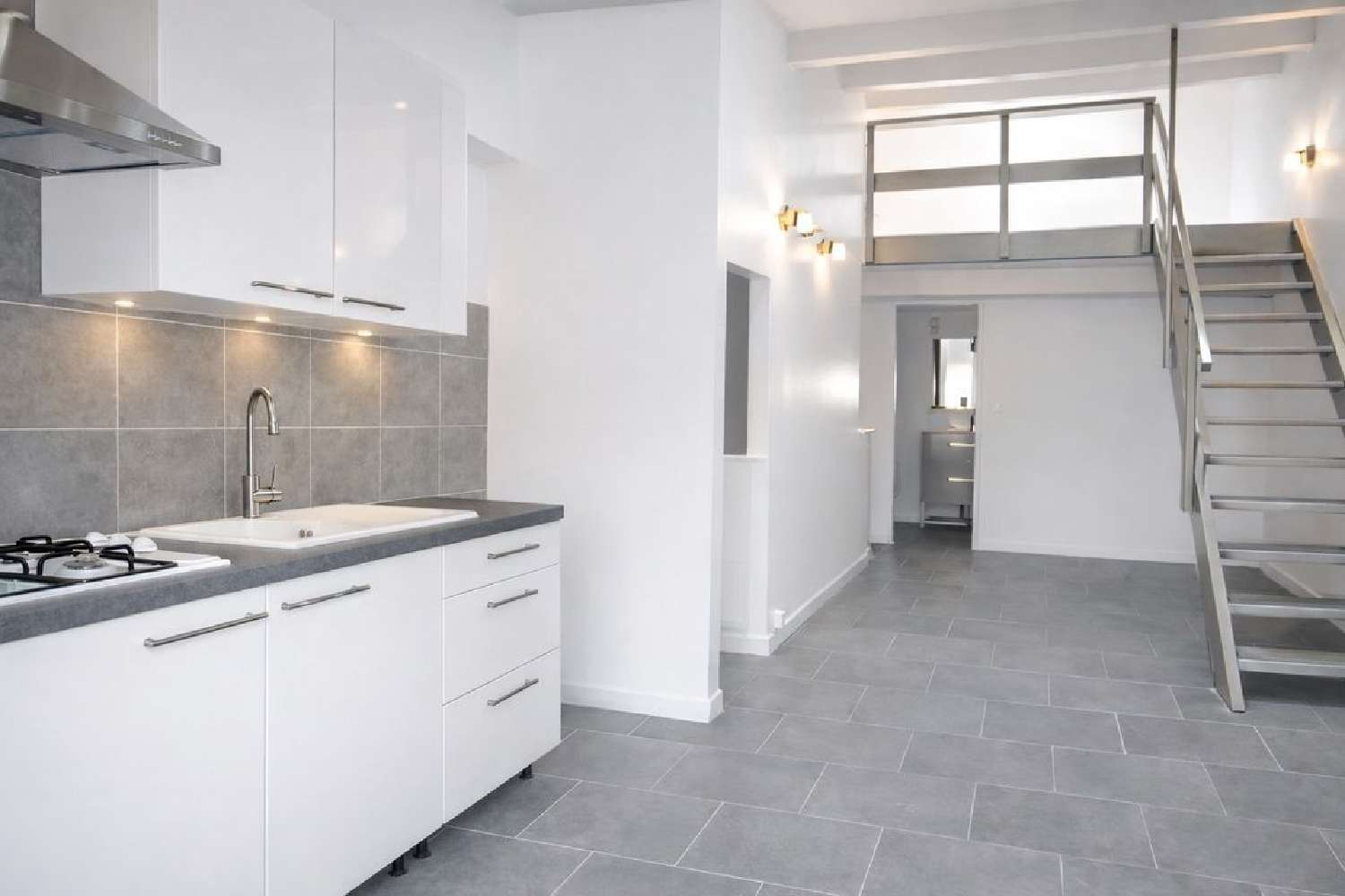  te koop appartement Saint-Mitre-les-Remparts Bouches-du-Rhône 1