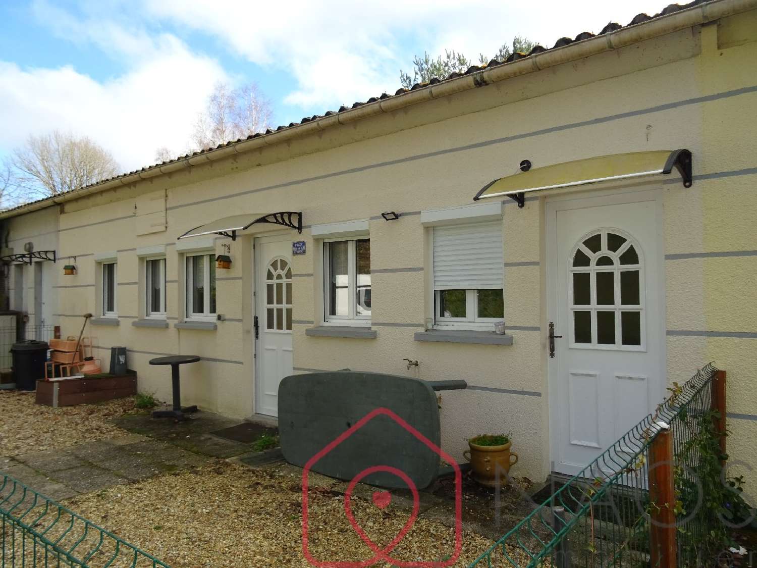  te koop appartement Sainte-Montaine Cher 1