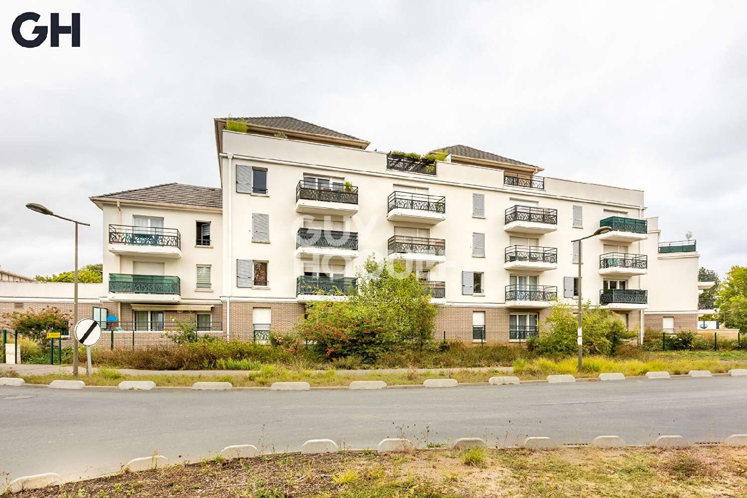  kaufen Wohnung/ Apartment Savigny-le-Temple Seine-et-Marne 1