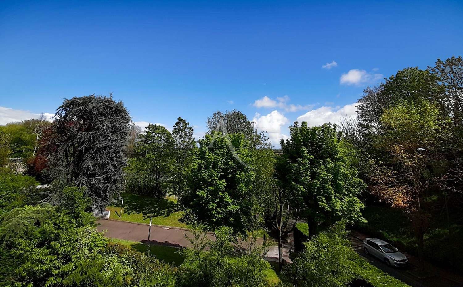  te koop appartement Suresnes Hauts-de-Seine 1