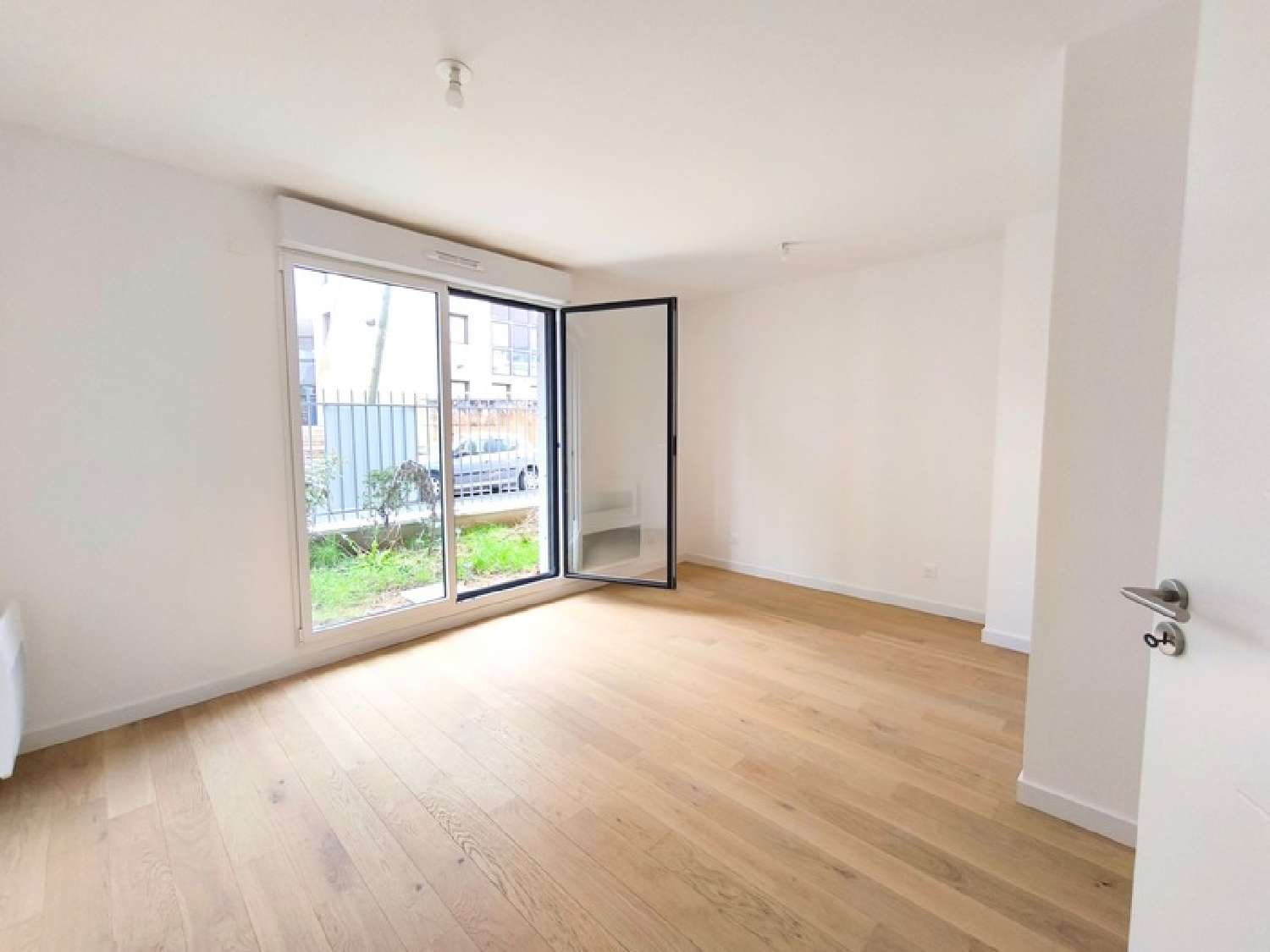  te koop appartement Suresnes Hauts-de-Seine 1