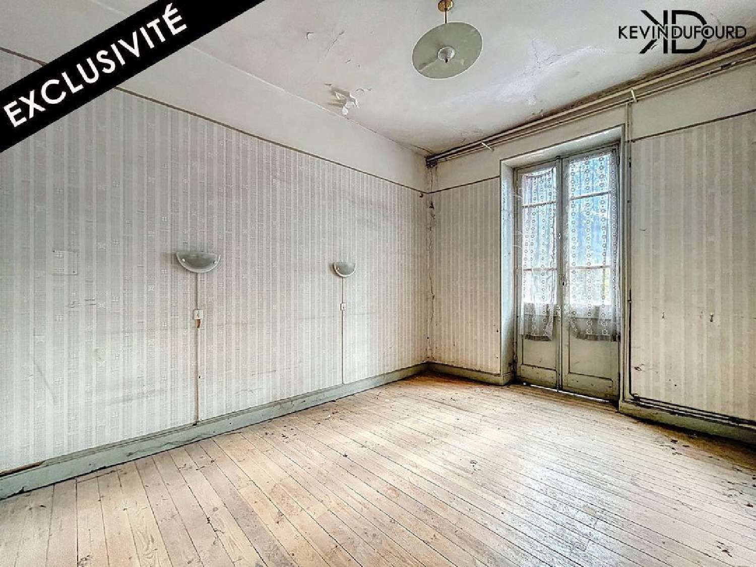 for sale apartment Vals-les-Bains Ardèche 1