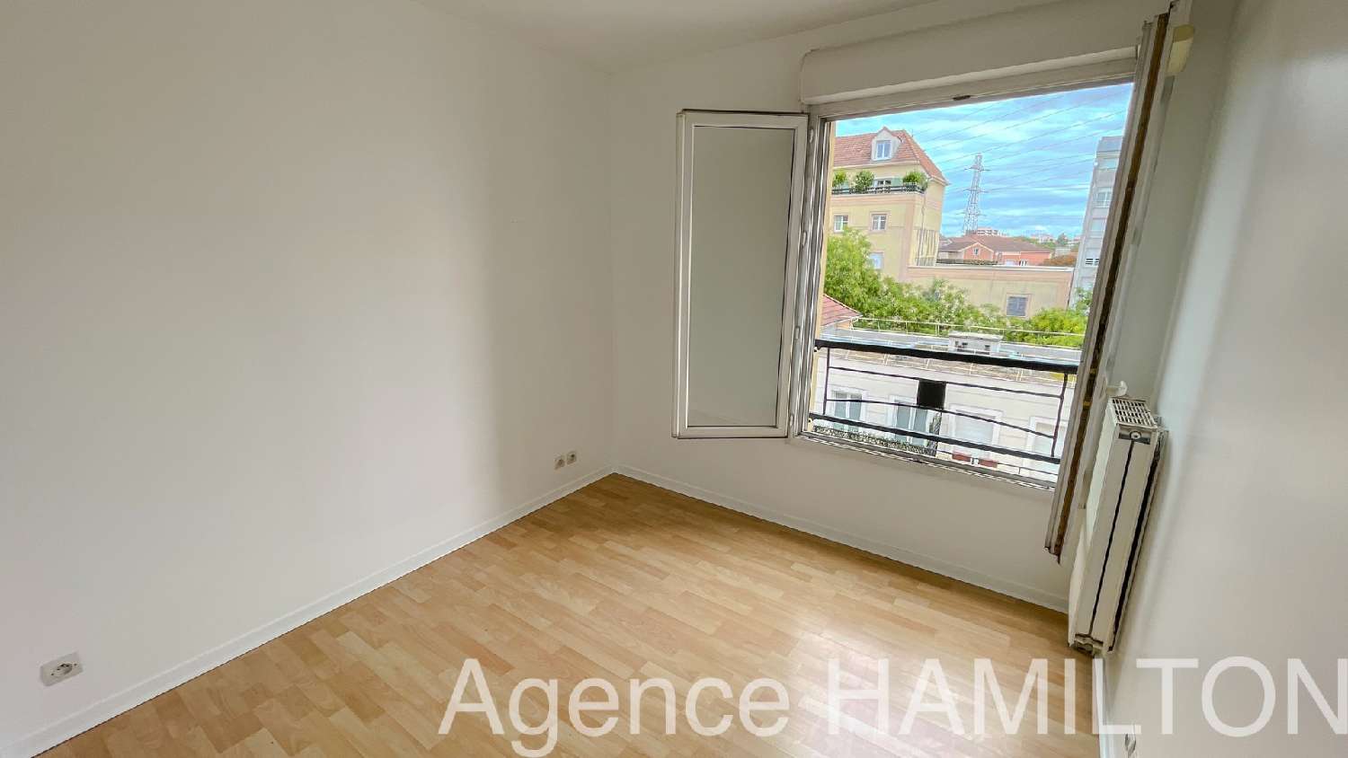  for sale apartment Villeneuve-la-Garenne Hauts-de-Seine 3
