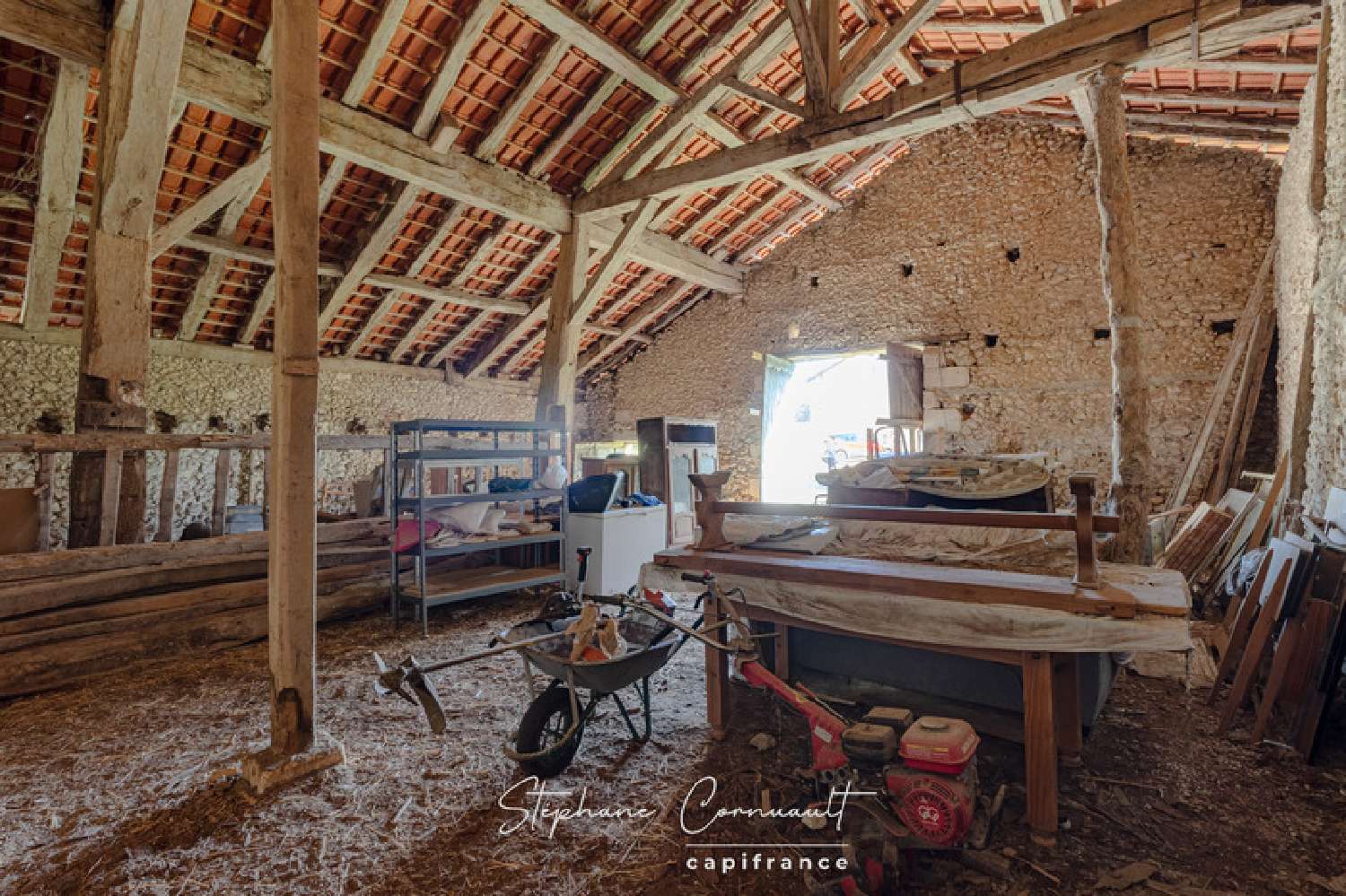  for sale barn Douchapt Dordogne 5