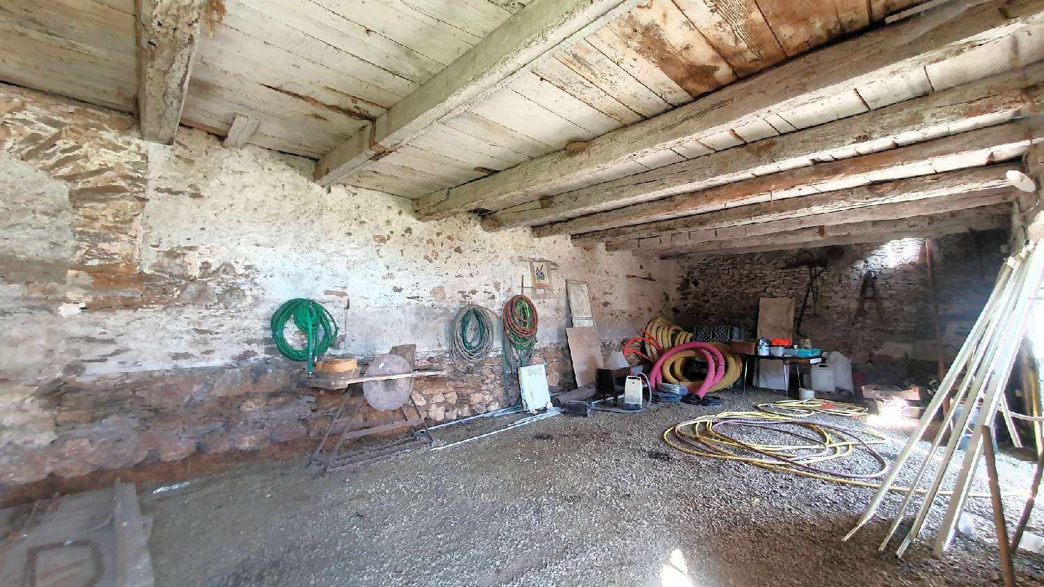 te koop schuur La Salvetat-Peyralès Aveyron 8