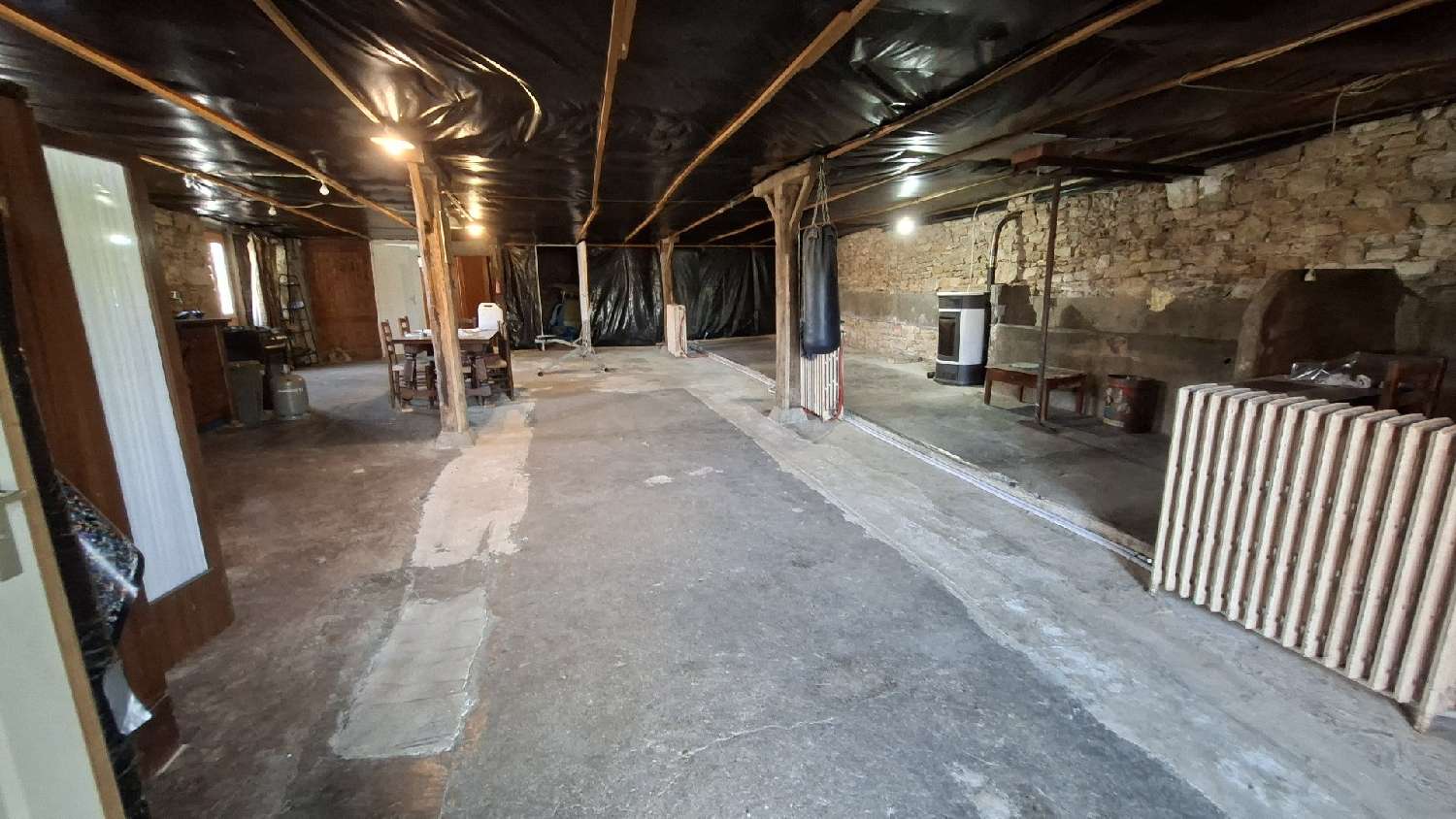  for sale barn Terrou Lot 4