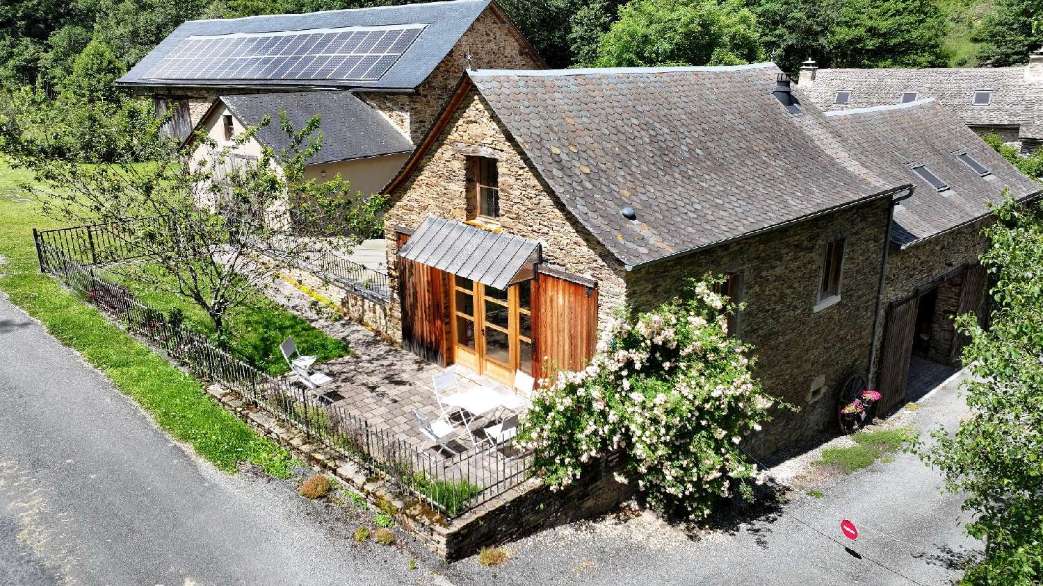 te koop gebouw Arvieu Aveyron 3
