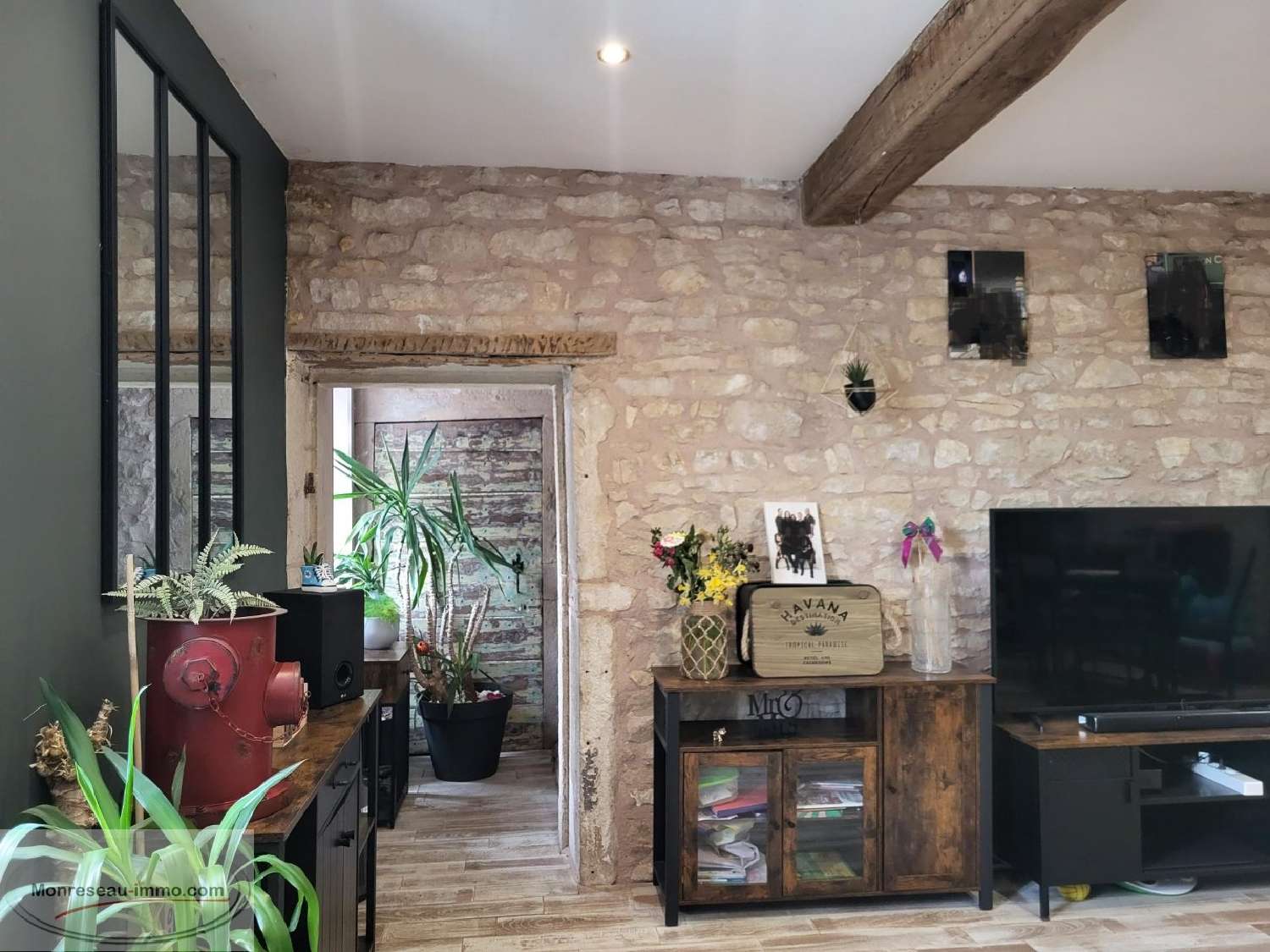 à vendre batiment Blanot Saône-et-Loire 4