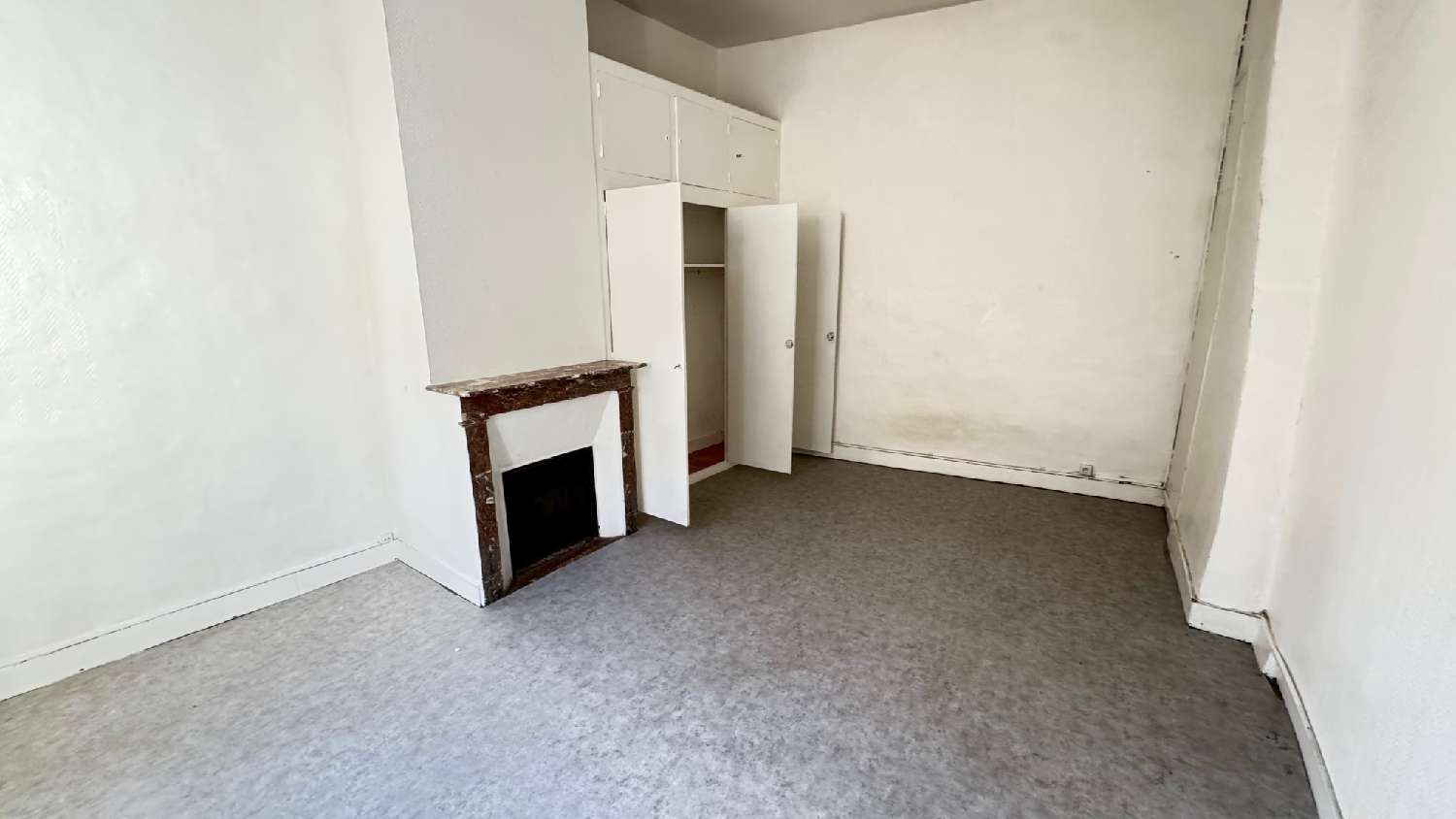  for sale building Dieppe Seine-Maritime 2