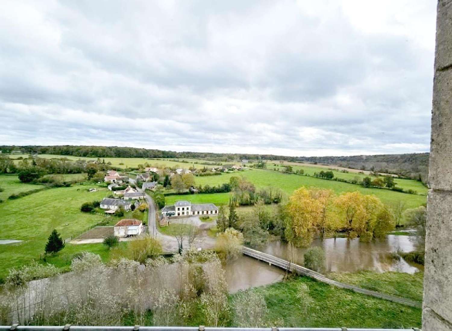  for sale castle Alençon Orne 5