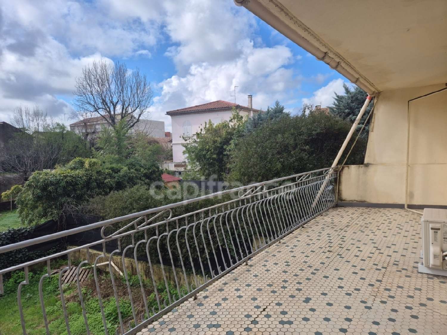 te koop stadshuis Alès Gard 2