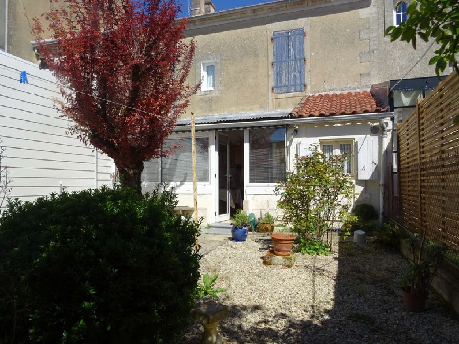 te koop stadshuis Angoulême Charente 4