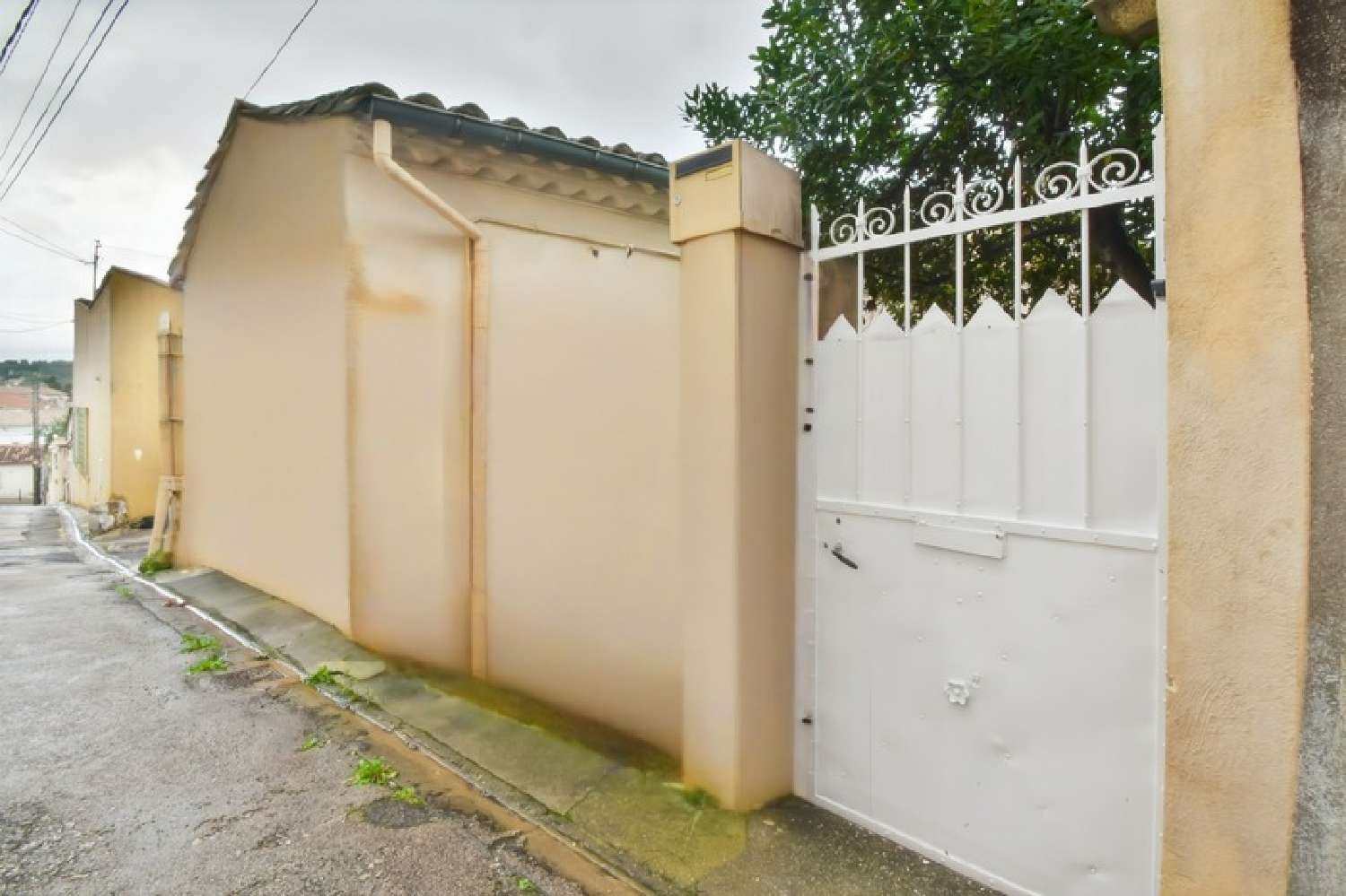  te koop stadshuis Nîmes Gard 2