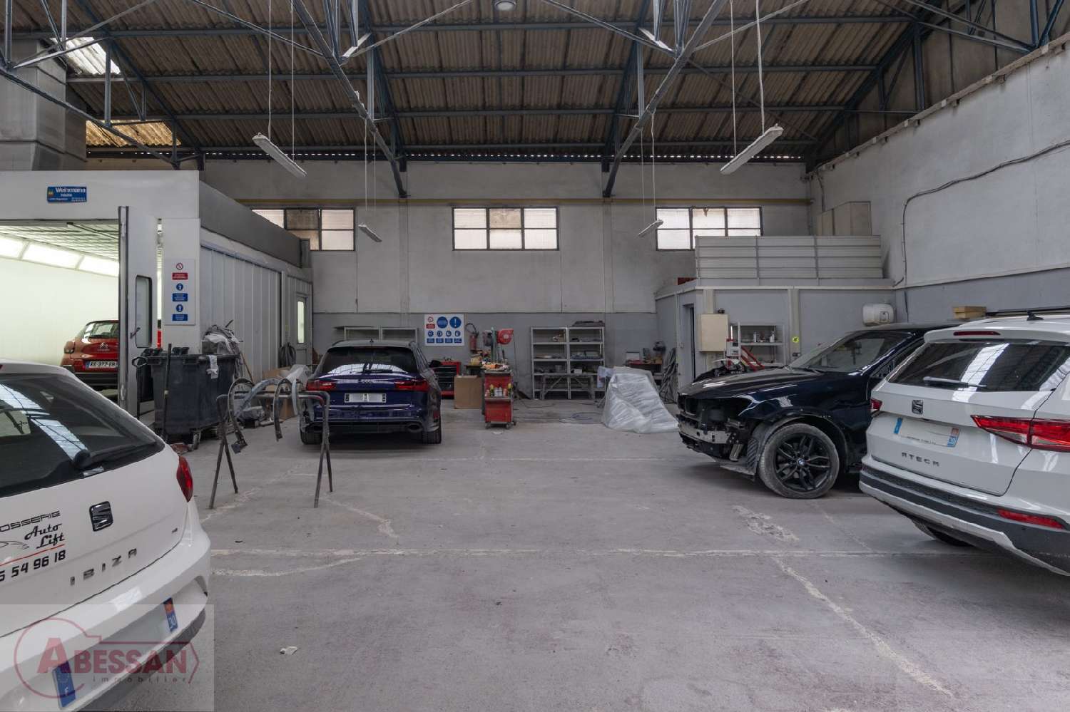 te koop bedrijfsruimte/ kantoor Alès Gard 5