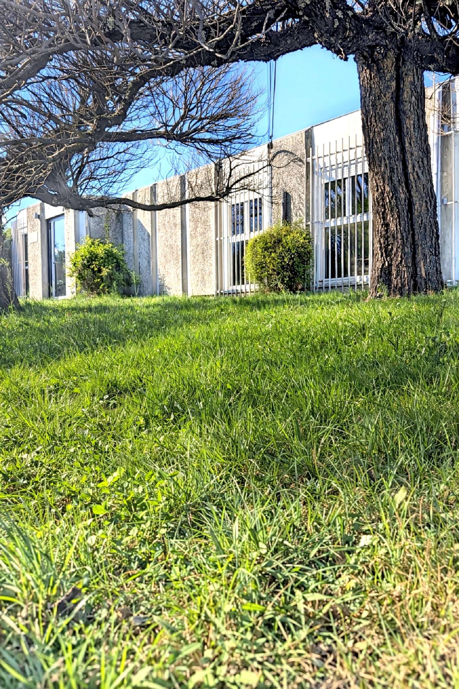 for sale commercial Aubenas Ardèche 4