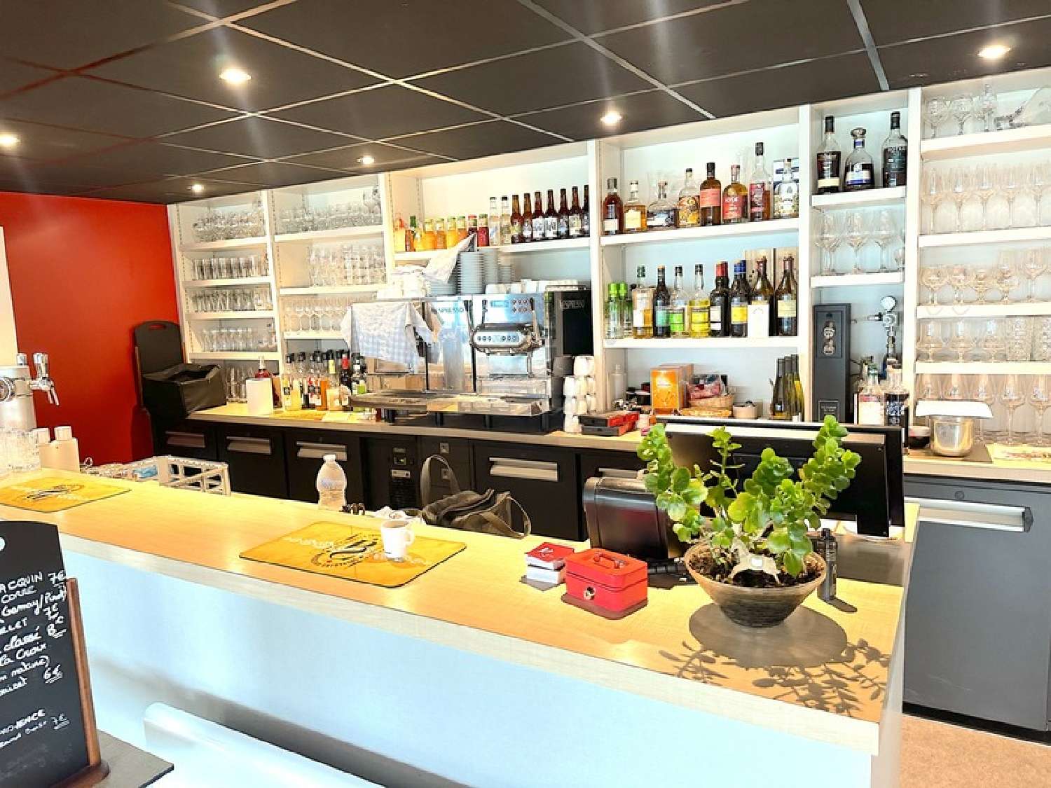  te koop bedrijfsruimte/ kantoor Bourdeau Savoie 6