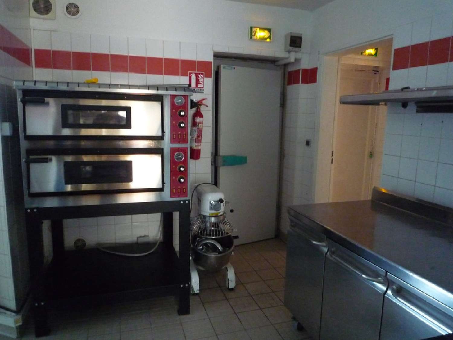  for sale commercial Condé-en-Brie Aisne 5