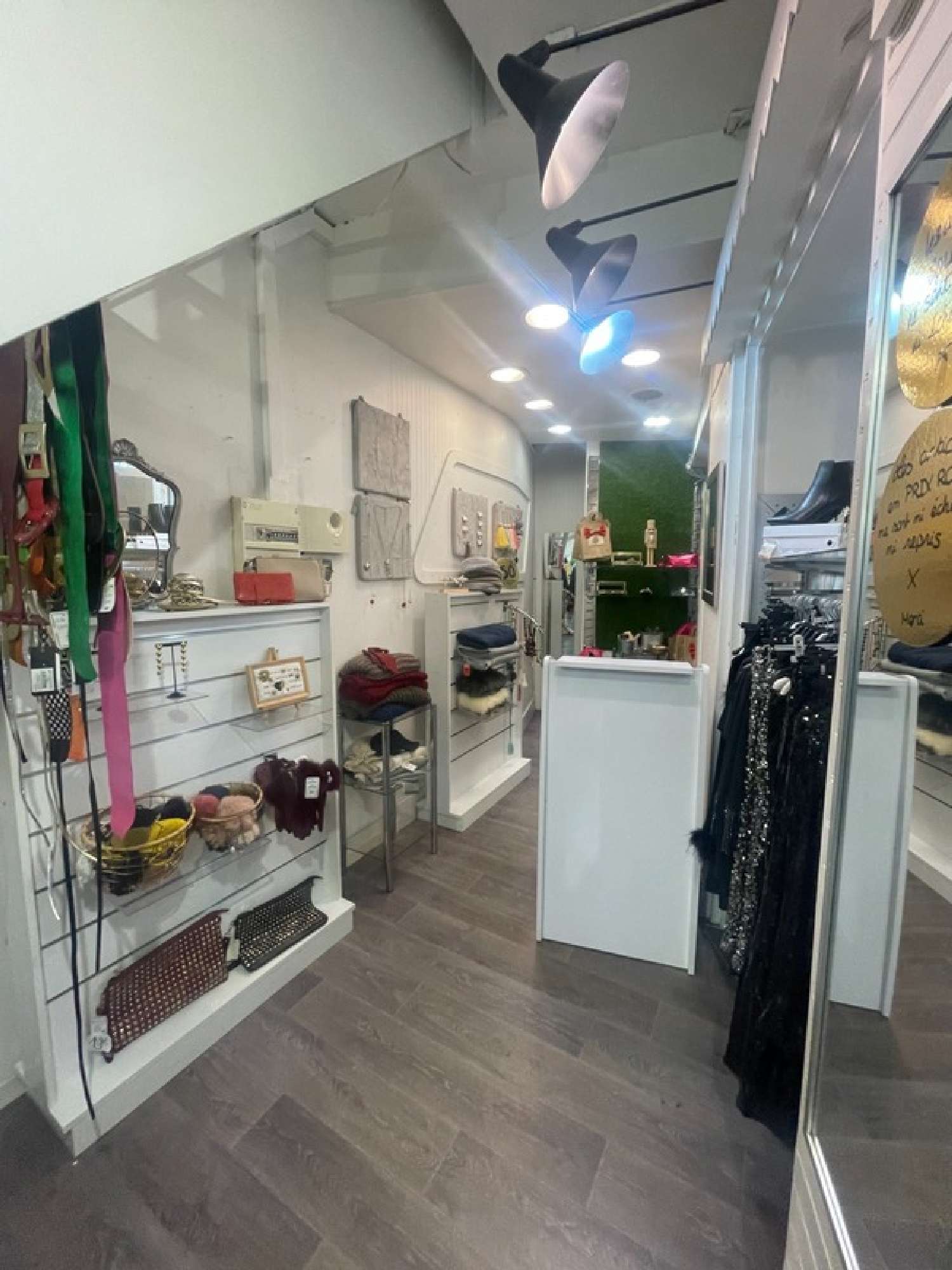  à vendre commerce Lourdes Hautes-Pyrénées 4