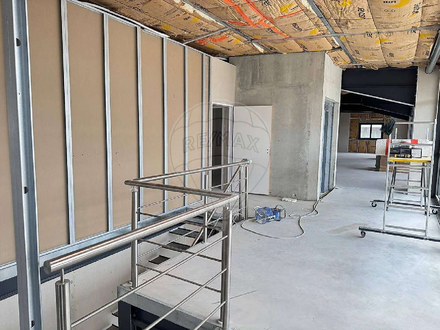  te koop bedrijfsruimte/ kantoor Marnaz Haute-Savoie 6