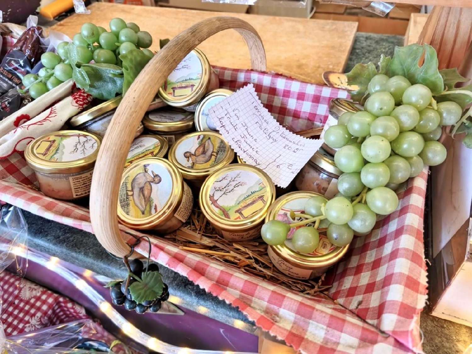 for sale commercial Orchamps Jura 3