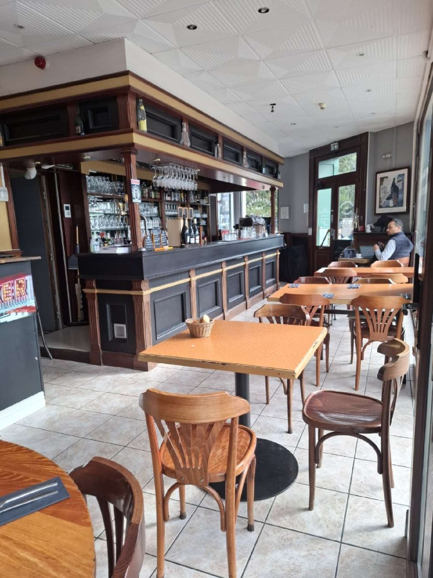  for sale commercial Reims Marne 1