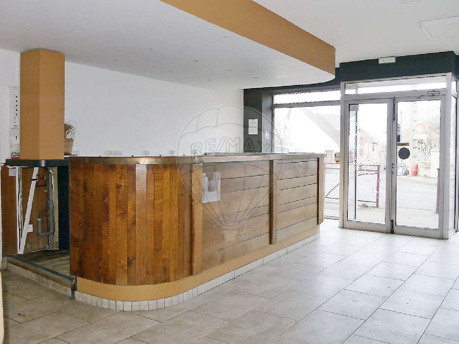  te koop bedrijfsruimte/ kantoor Saint-Pourçain-sur-Sioule Allier 6