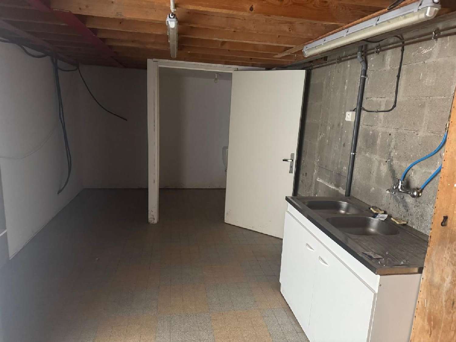  te koop bedrijfsruimte/ kantoor Soissons Aisne 5