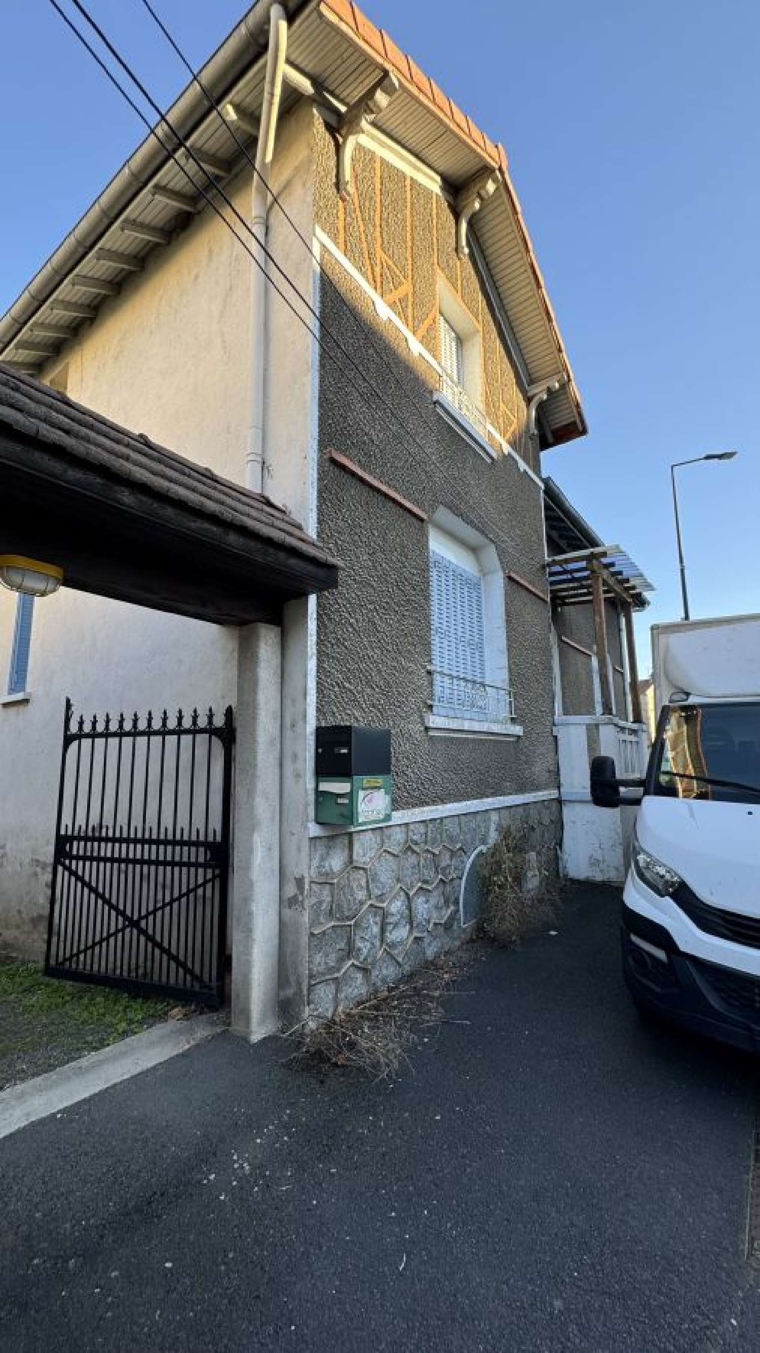  te koop bedrijfsruimte/ kantoor Thiers Puy-de-Dôme 4