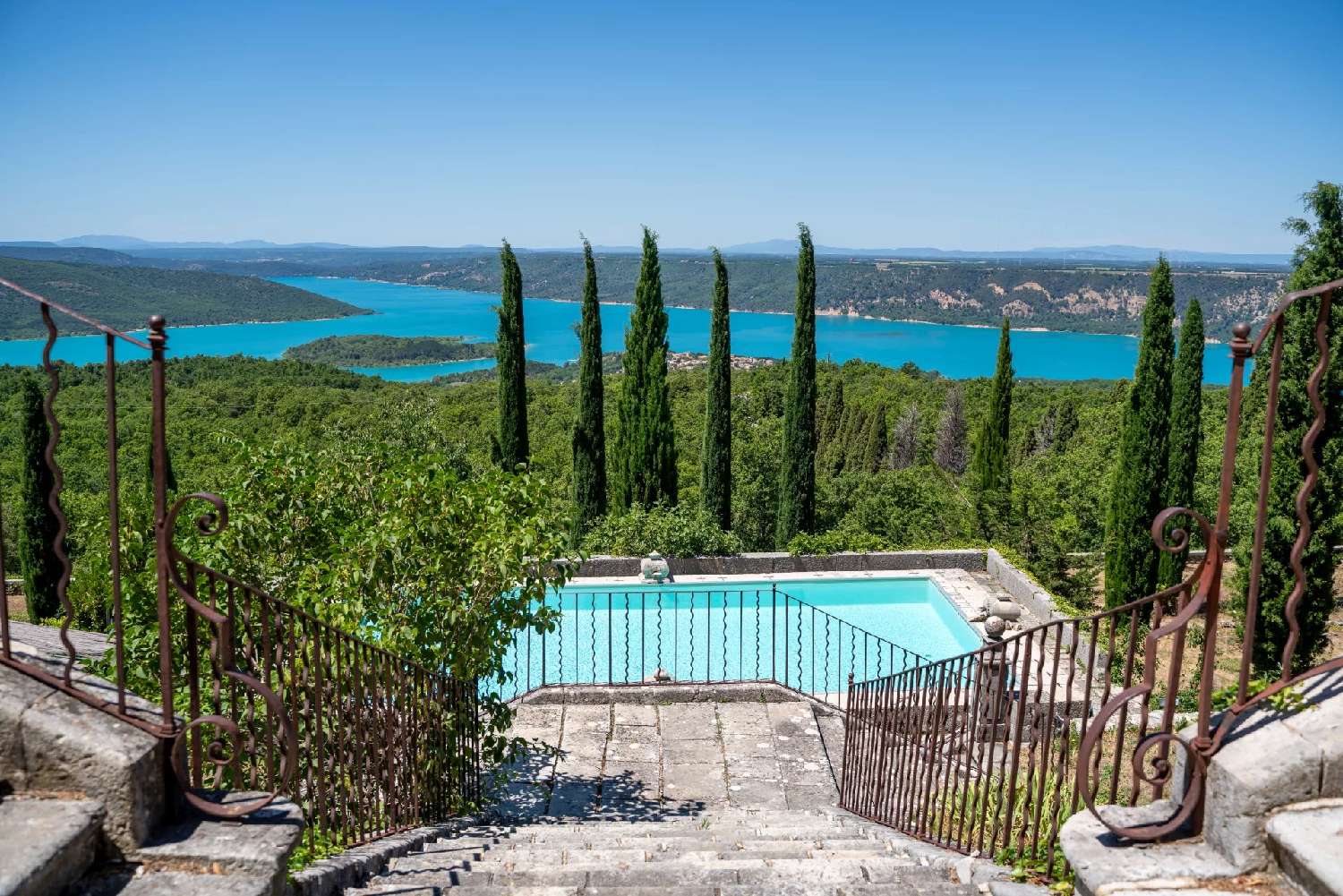 for sale estate Aiguines Var 2