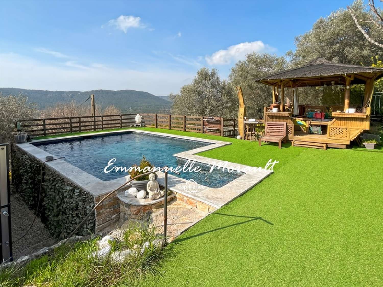  à vendre propriété Bagnols-en-Forêt Var 1