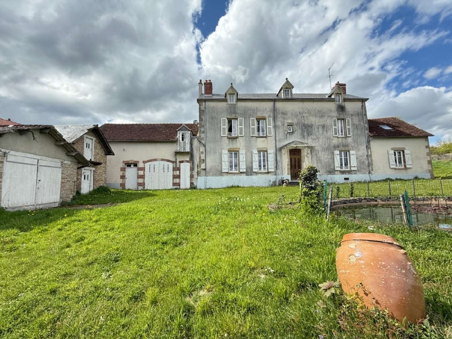  te koop landgoed Naillat Creuse 2