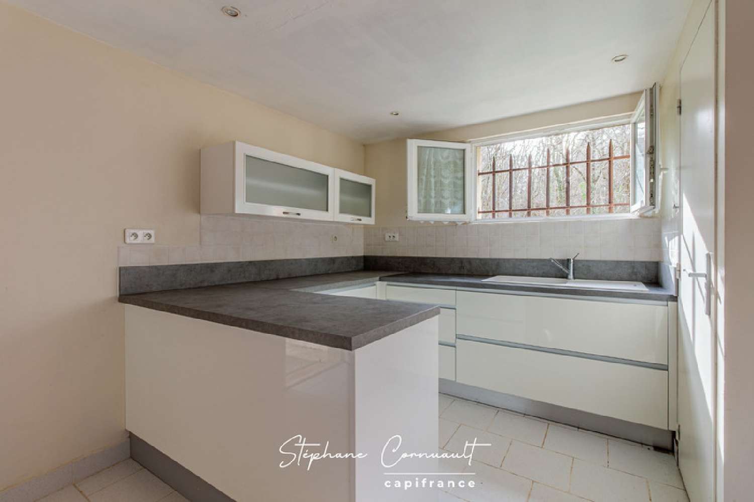 for sale estate Saint-Front-de-Pradoux Dordogne 7