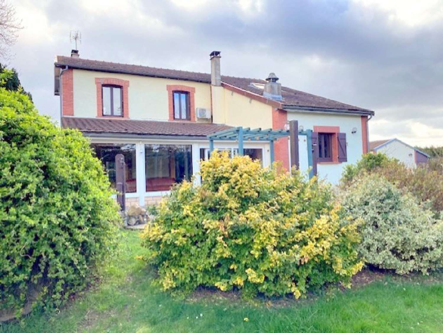  for sale estate Sens Yonne 3